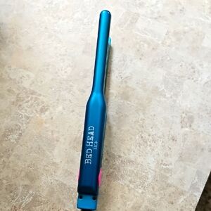 Bed Head Tigi 1/2 Inch Flat Iron